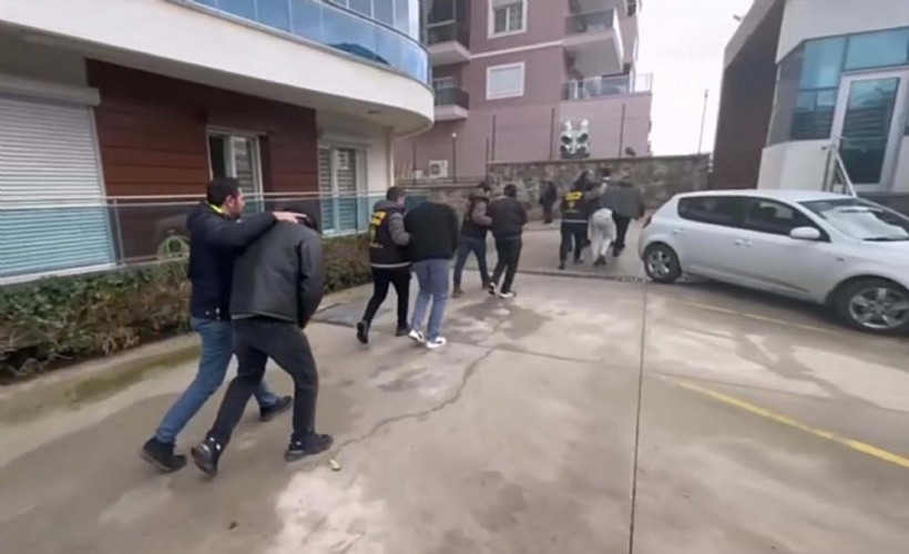 İzmir'de yasa dışı bahis operasyonunda 49 tutuklama!