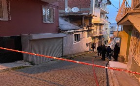 İzmir'deki müstakil evde ucuz atlatılan yangın