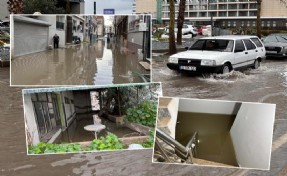 İzmir sağanağa teslim: Yollar göle döndü, Karşıyaka'da evleri su bastı!