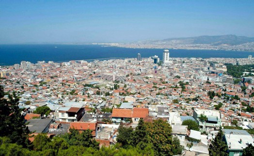 İzmir’de yapıların yüzde 52’si riskli