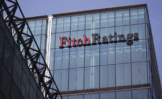 İzmir’e uluslararası kredi desteği: Fitch görünümü pozitife çevirdi