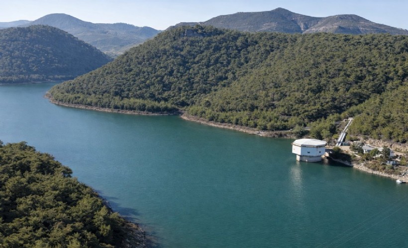 İzmir’e yağış dopingi: Barajlar doldu, Ürkmez yüzde 100’e ulaştı!