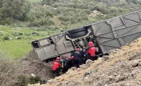 Kanlı pazar! İki kazada 16 ölü çok sayıda yaralı