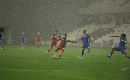 Karşıyaka yarışı bırakmadı