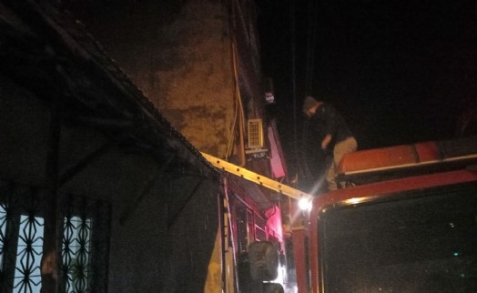 Kümeste çıkan yangında 50’nin üzerinde güvercin öldü