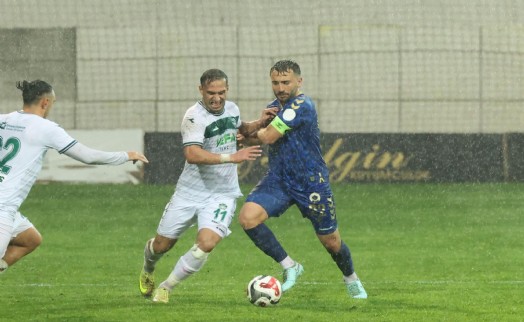Menemen FK ağır zeminde fırsat tepti