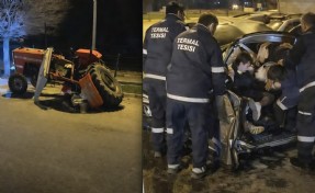 Otomobil ile traktör çarpıştı; 5 yaralı