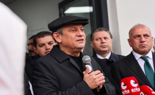 Özgür Özel: Deprem zamanı 21 yıllık bir iktidar vardı