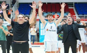Petkimspor Avrupa'da liderlik sınavında