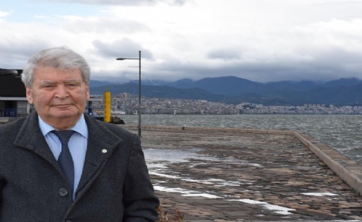 Prof. Yaşar’dan Kordon uyarısı: 'Beton bloklar çözüm değil İzmir çöküyor'