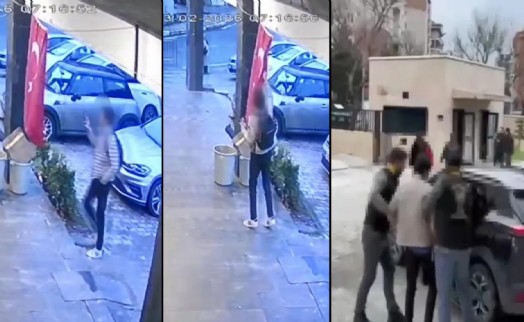 Türk Bayrağı'nı kopardı, yere atıp üzerine bastı!