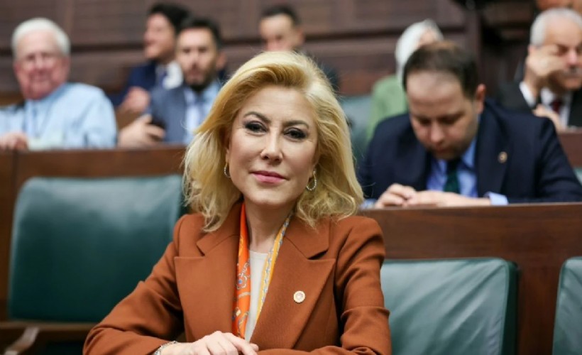 Şebnem Bursalı nikah masasına oturdu!