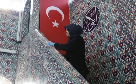 Seferihisar'da Ramazan öncesi ibadethanelerde kapsamlı temizlik seferberliği