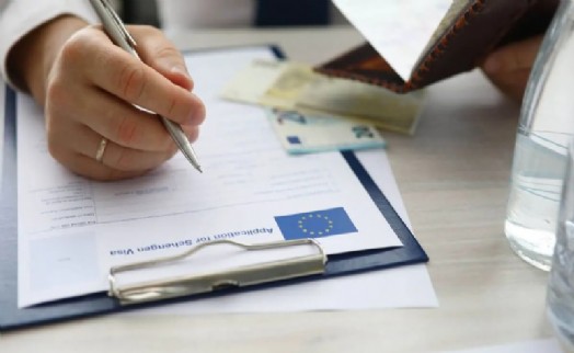 Şirketler randevuları kapattı, Schengen vizesinde karaborsa dönemi başladı