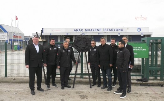 Sosyal medya yıkılıyor! #tuvturkkapatilsin #tuvturkkamulastirilsin