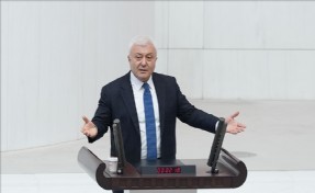 Tuncay Özkan'dan iktidara çok sert 'Alsancak Limanı' ve 'Vakıflar' tepkisi: 'AKP, İzmir’e adeta savaş ilan etti!'