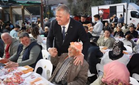 Urla’da Ramazan sofraları birlik ve kardeşlik için kuruluyor