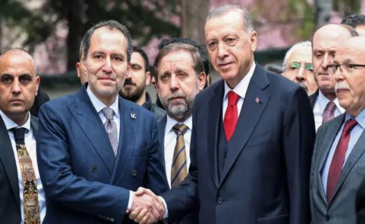 Yeniden Refah Partisi'nden 3 partiye yeşil ışık: 2 partiye kapılar kapandı!