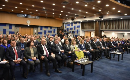 'İzmir sağlık turizminde önemli bir yer kaplıyor'