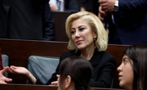 AK Parti'li Bursalı'dan Özel'e sert sözler: Cunta arayan aynaya baksın!