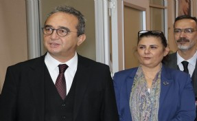 AK Partili Çerçioğlu'ndan, CHP'li Tezcan hakkında suç duyurusu!