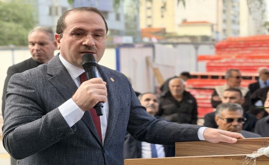 AK Partili Kırkpınar’dan Tugay’a ironik gönderme: Maşallah her işe tek başına koşuyor