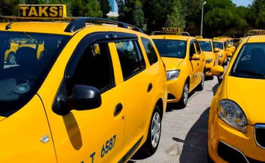 Akaryakıt tarihi seviyeye ulaştı: Taksi ücretlerine zam talebi masada