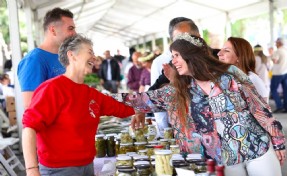 Alaçatı Ot Festivali ilçe ekonomisine yine can suyu olacak: Hedef 750 milyon TL’lik hacim!