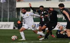 Aliağa FK'dan evinde şok yenilgi!