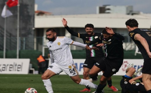 Aliağa FK evinde yıkıldı!