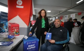 Aliağa’dan Karşıyaka’ya iyilik köprüsü: 'Mavi Kapak' kampanyasına 200 kilogramlık destek