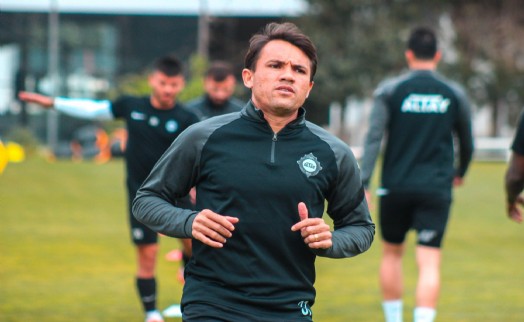 Altay'ın FIFA mesaisi sürüyor
