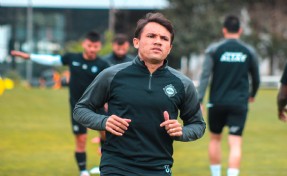 Altay'ın FIFA mesaisi sürüyor
