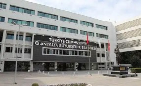Antalya Belediyesi davasında tahliye edilen 3 kişiye yeniden tutuklama