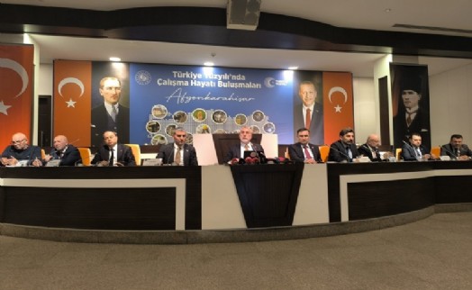 Bakan Işıkhan: Türkiye, coğrafyamızı huzura kavuşturacak her türlü diplomatik adımın yanında yer alacaktır
