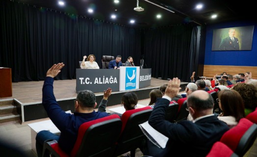 Başkan Acar Aliağa'ya tam teşekküllü hastane çıkışı
