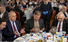 Başkan Tugay, Bulgaristan göçmenleriyle iftarda birlik mesajı verdi