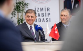 Başkan Tugay'dan Tabip Odası'na ziyaret