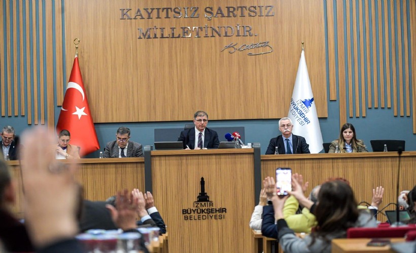 Başkan Tugay’dan bakanlığa tepki: 2 yıldır 9 kredi onaylanmadı!