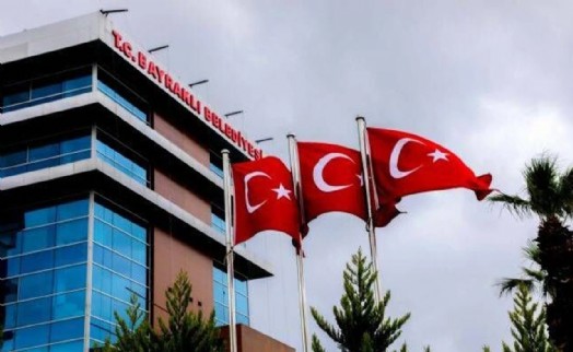 Bayraklı’da elektronik atıklar çöpe gitmiyor