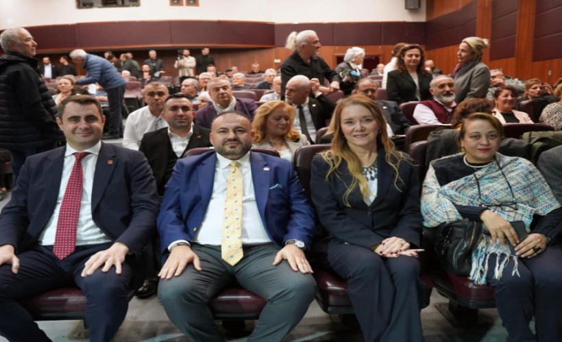 CHP'li Kalmaz'dan Başdaş'a 'ayna' yanıtı: 'Kadınları işgücünden koparan AK Parti politikalarıdır'