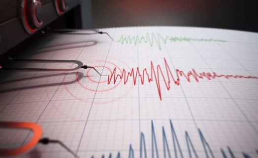 Denizli'de korkutan deprem! İzmir ve çevre illerde de hissedildi