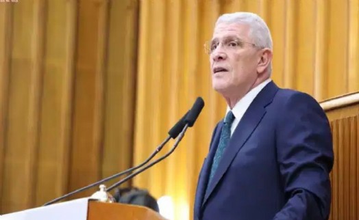 Dervişoğlu: 'Bahçeli göz göre göre Öcalan'ın postacılığını yapıyor'