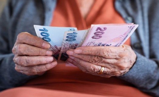 Emekli bayram ikramiyesine bu yıl zam yapılmayacak!