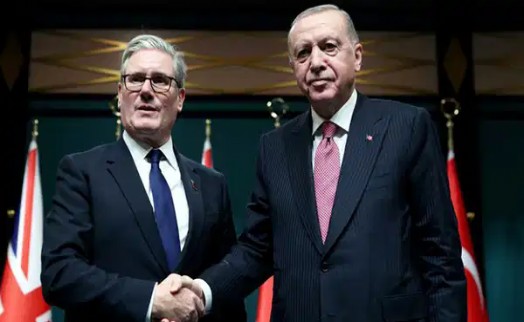 Erdoğan, Birleşik Krallık Başbakanı Starmer ile görüştü