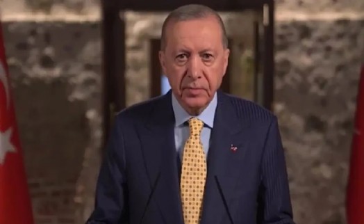 Erdoğan'ın bayram tebrikinde 'savaş', 'süreç' ve 'ekonomi' mesajları