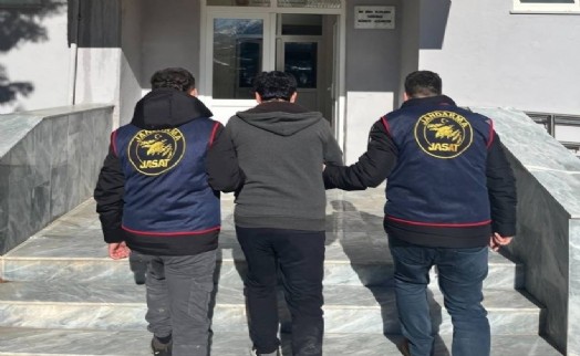 Farklı suçlardan araması bulunan şahıslar tek tek yakalandı!