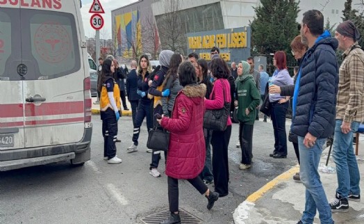 Fen lisesinde patlama: Dört öğrenci yaralandı!
