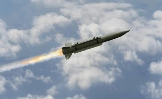 İran Güney Kıbrıs'ı hedef aldı! İngiliz askerlerine füze atıldı