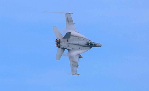 İran bir savaş uçağı daha düşürdü!